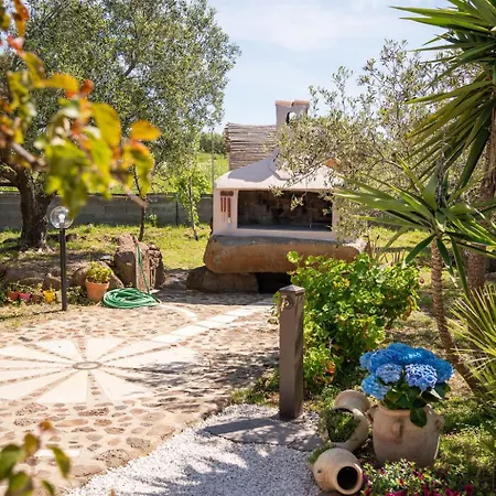 Villa Orgoi, Immersa Nel Verde