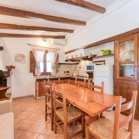 Orgoi, Immersa Nel Holiday home Orosei