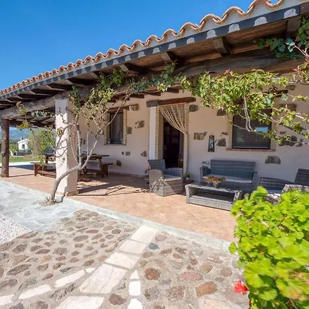 Holiday home Orgoi, Confort E Relax Orosei