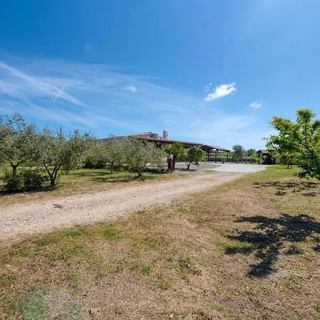 Villa Orgoi, Immersa Nel Verde Сasa de vacaciones *