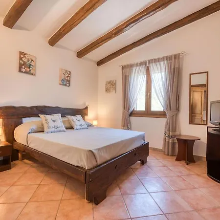 Villa Orgoi, Immersa Nel Verde